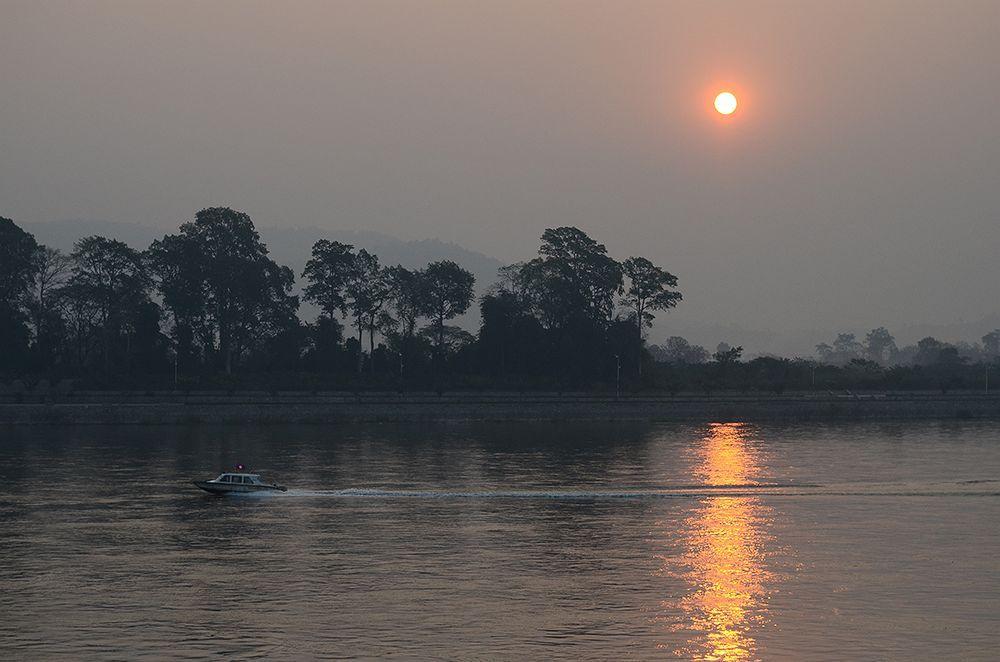 Serene At Chiang Rai Chiang Saen Exterior photo